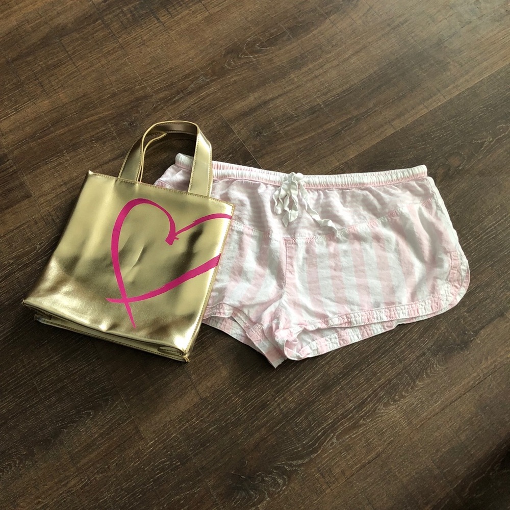 💕Victoria Secret Bundle. Pajama Shorts/Tote